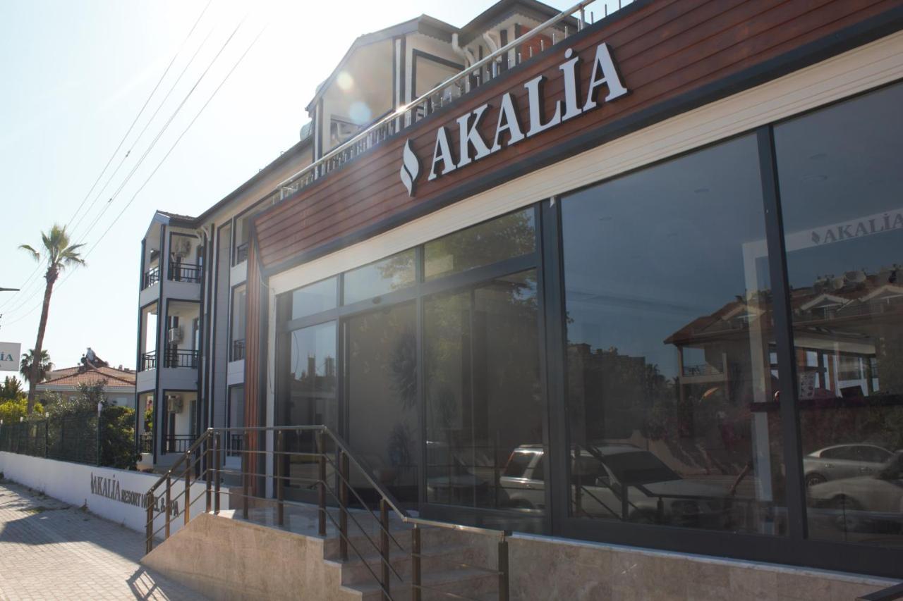 Akalia & Side