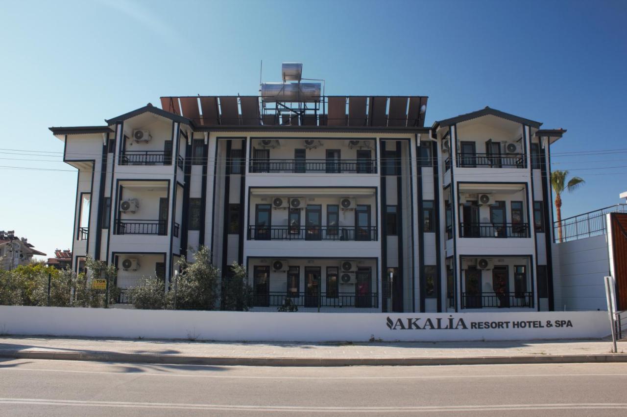 Akalia & Hotel 4*