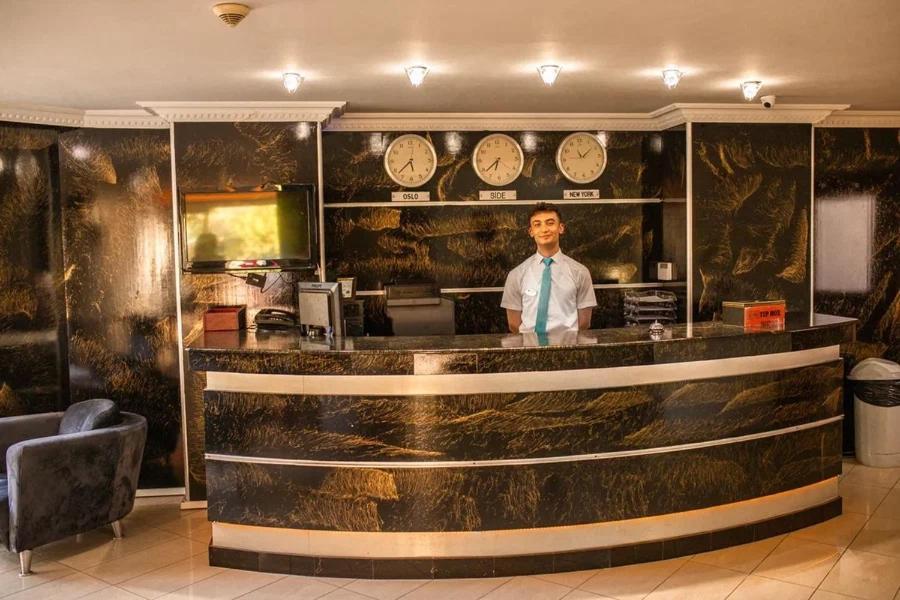 Hotel Akalia &
